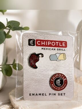 NWT Chipotle Mexican Grill Enamel Pin Set 🌯🔥
